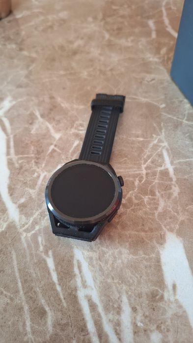 Смарт часовник Huawei GT