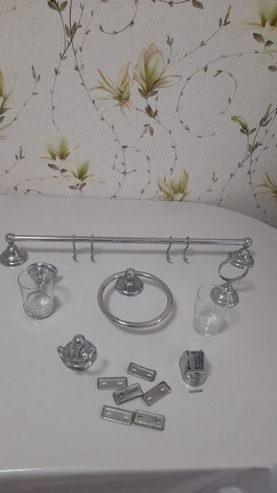 Аксессуары для ванной