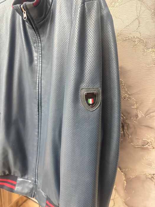 Продам кожанную куртку 48/50