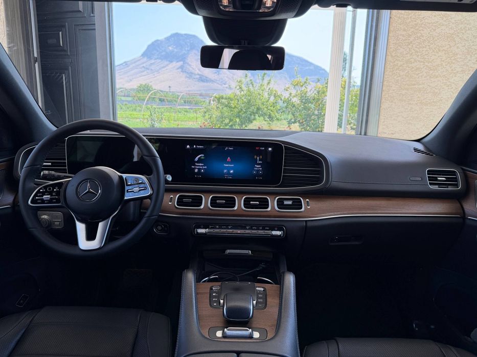 Mercedes-Benz GLS 450 4matic  насиясавдога. берилади