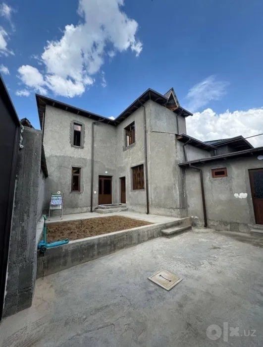 Участка сотилади 2.4 Сотик 5 хона Срочно