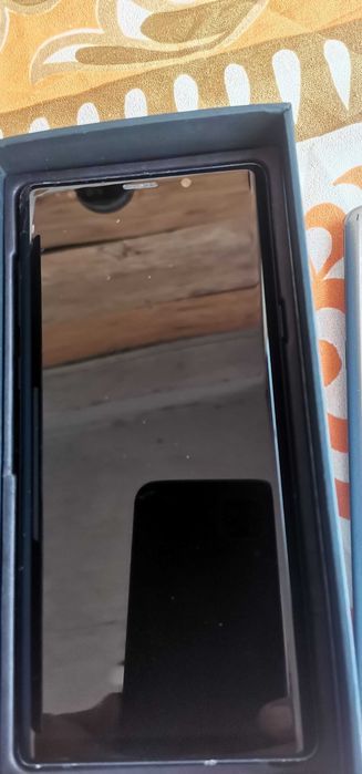 Продава samsung galaxy 9