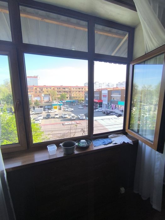 3 х ком Спутник 16.  3/5 балкон 2 на 6 акфа рамы площадь 78 м2. Ремонт