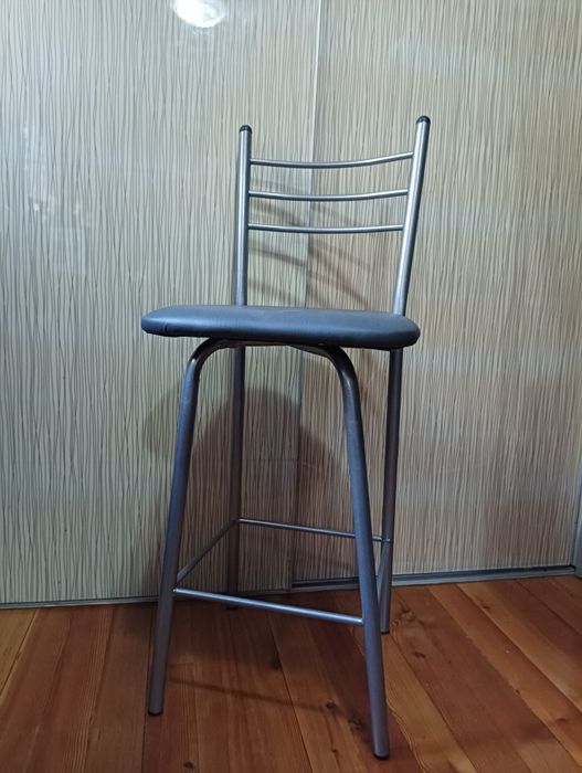 Продам стулья барные абсолютно новые 4шт.
