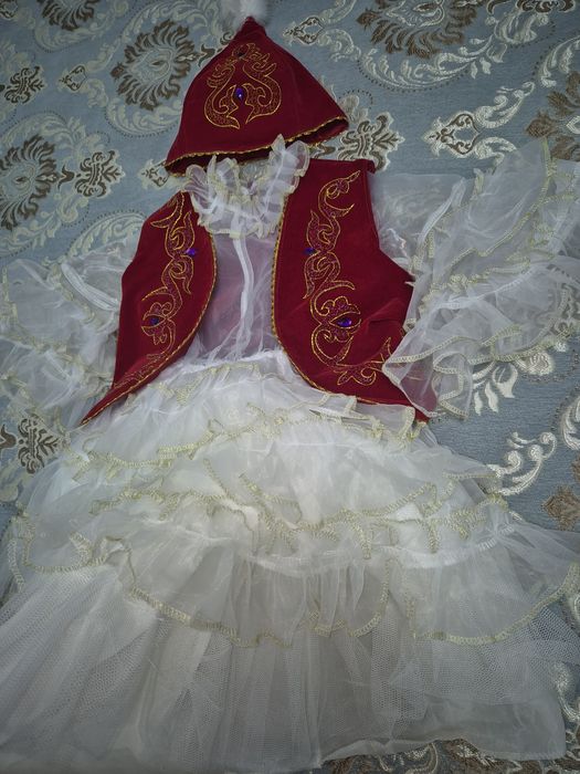 Продам национальное платье и кажекей