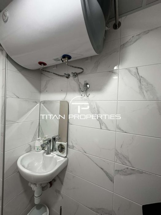 Дава се под наем Едностаен апартамент в Варна, Бриз - 25 кв.м за 350 € - Снимка #7