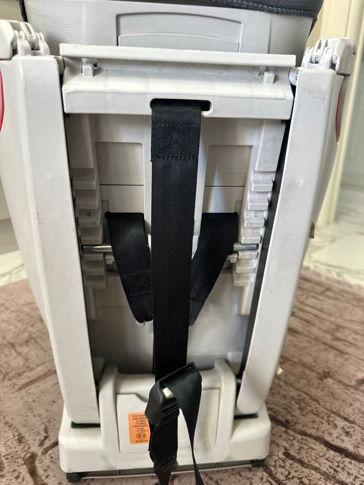 Детско столче за кола