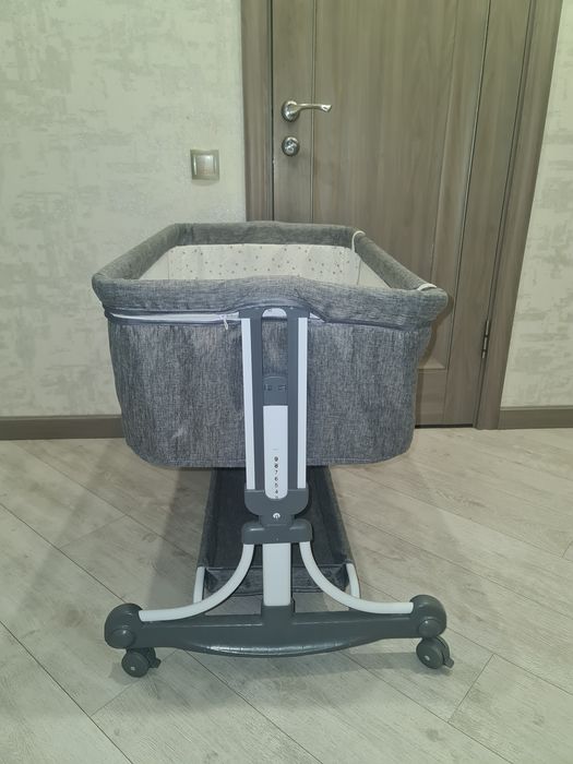 Манеж-кровать продам!