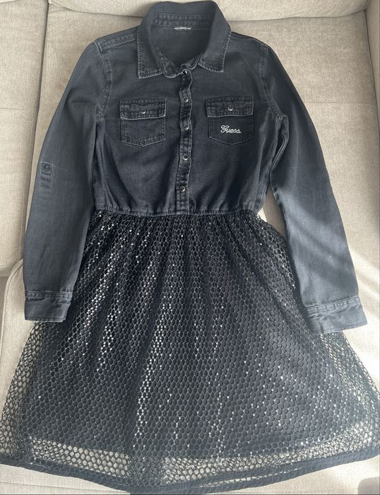 Детска рокля на GUESS в размер 14