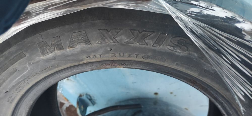 Продам по парно резину зима