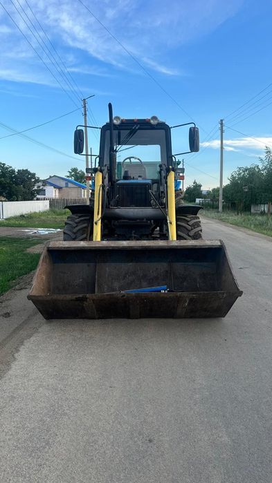 Продам МТЗ трактор беларус с куном и прицепом