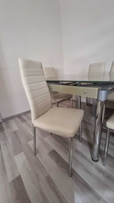 Маса с шест стола