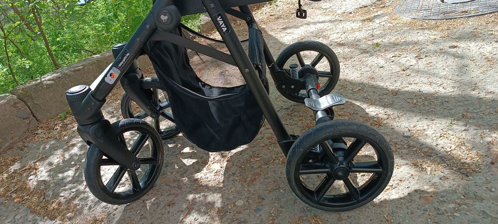 Бебешка количка Retrus