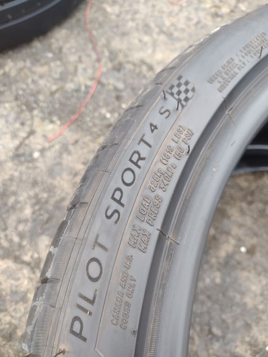 Топ състояние 2бр.295/30/20 Michelin PS4S dot1824