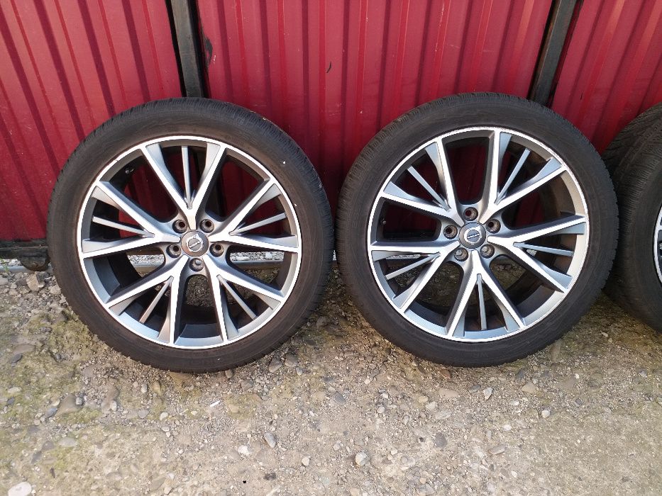 Jante R19 VOLVO S60 V60 Xc60 Xc70 S90 V90 CC 5-Triple Spoke Matt