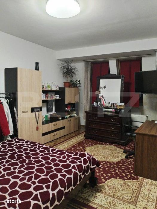 Vanzare Apartament 3 camere, 105 mp utili, zona Unirii — fotografia 1