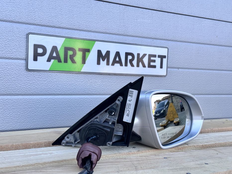 Дясно огледало AUDI A8 D4 с камера 4H1857410M