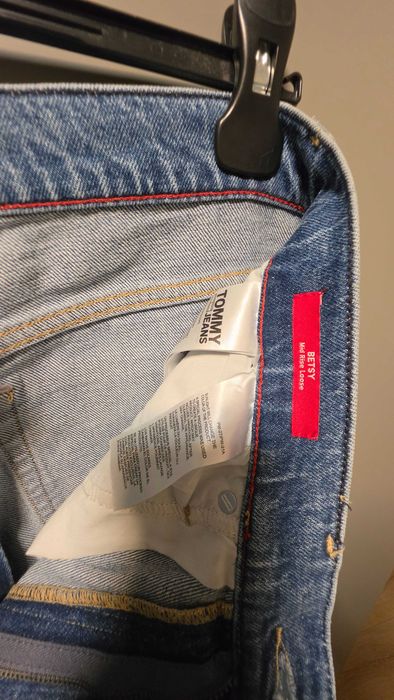 Дамски дънки Tommy Jeans