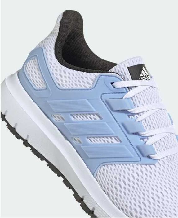 Женские кроссовки Adidas