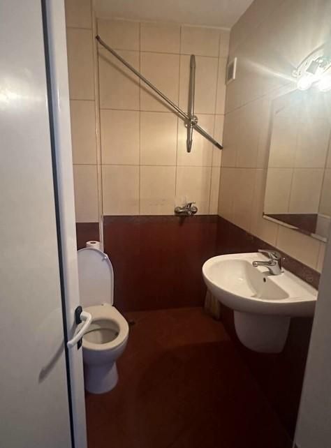 Дава се под наем Офис в Бургас, Възраждане - 100 кв.м за 765 € - Снимка #4