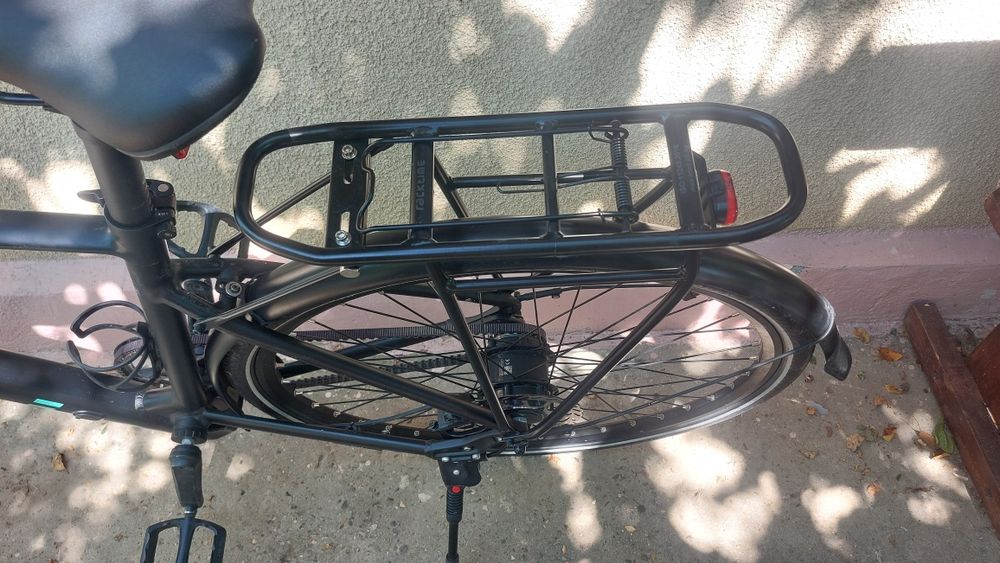 Vând bicicleta electrica 28 inch pe baterie impecabil