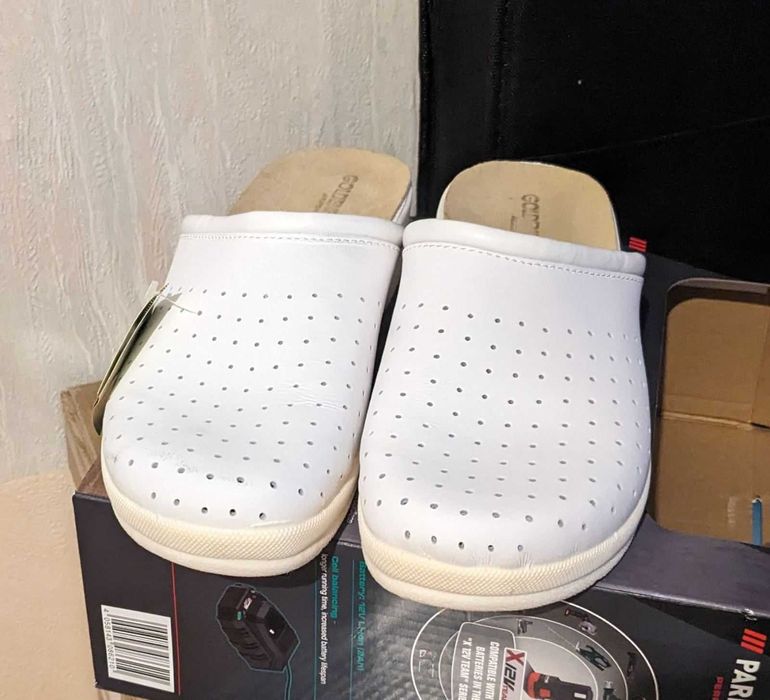 Чехли от естествена кожа, сабо; 41