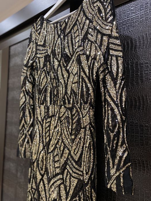 Вечернее нарядное платье