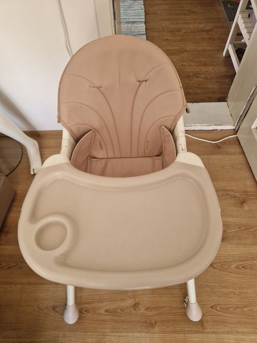Vand scaun de masa bebe