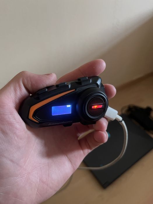 Мотошлем черная