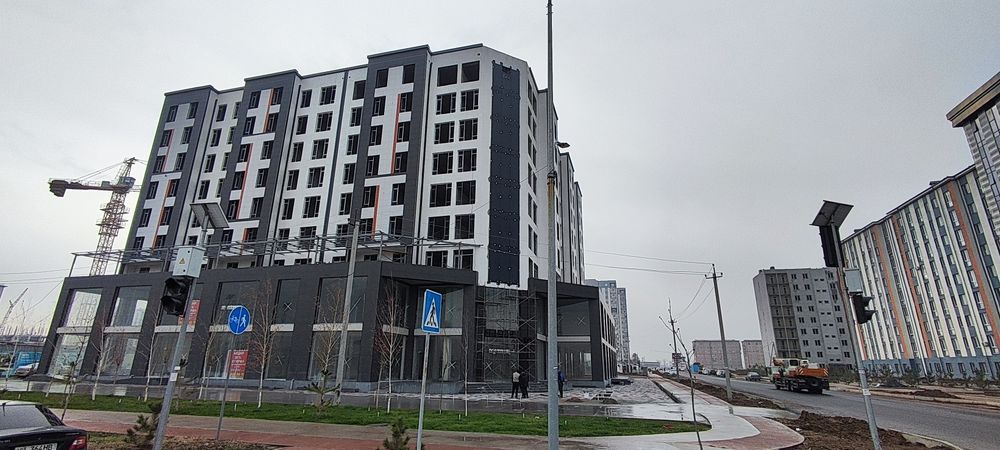 3-хонали 3-қават 74,54м2 "Nurafshon city" марказида жойлашган