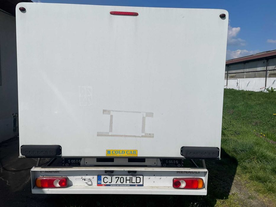 Vand camion de transport inghetata si produse congelate Euro 6 NOU