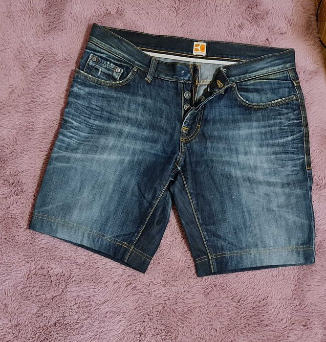 Pantaloni scurti Hugo Boss orange 34/35