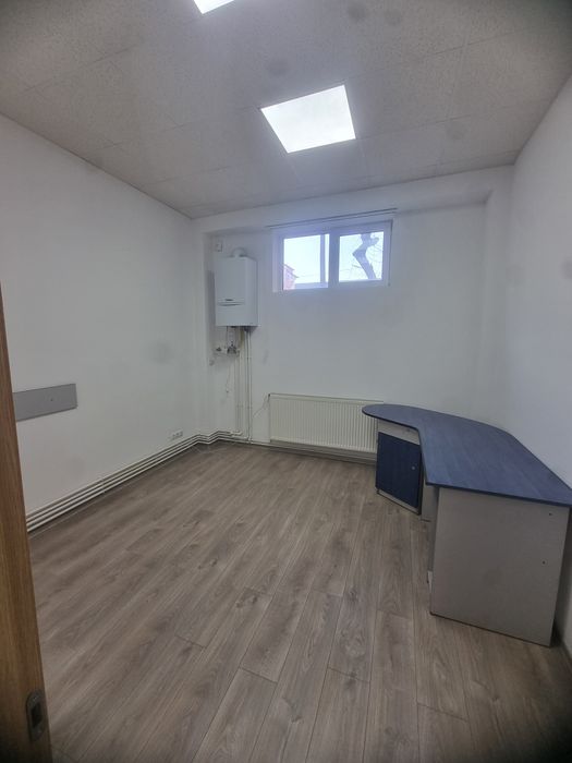 Spațiu comercial 82 mp,deschidere mare la stradă, Micro 12 Târgoviște