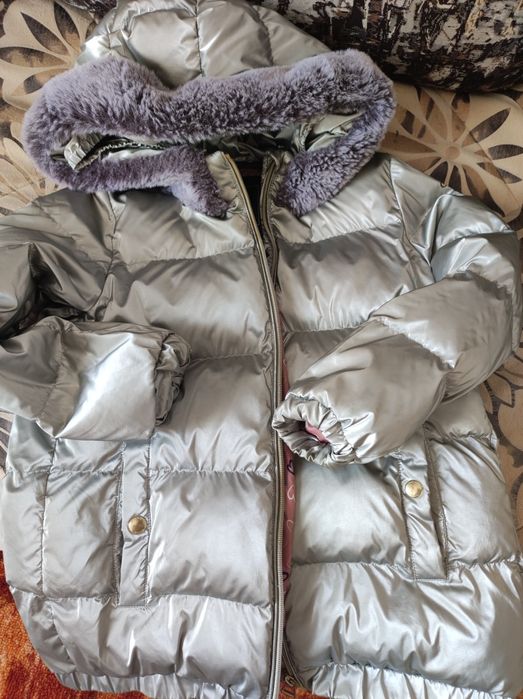 Детский пуховик.