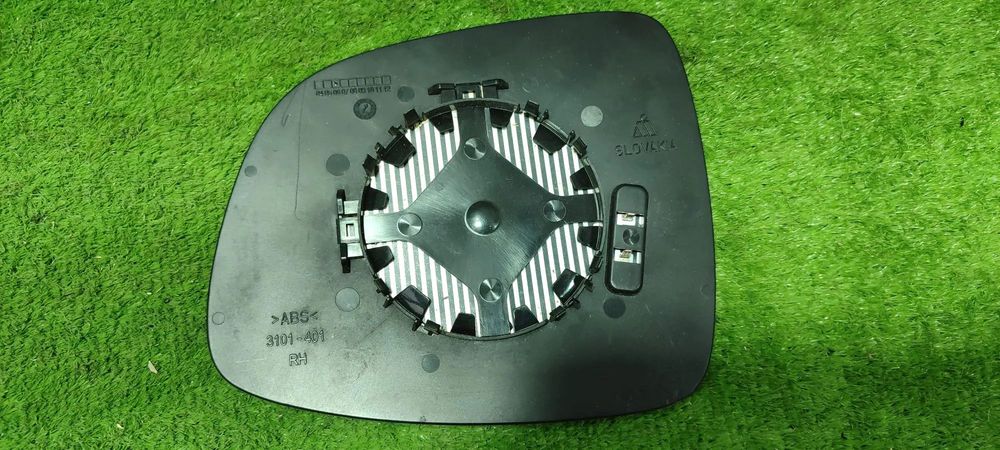 STICLA OGLINDA (4 BUC.) SUZUKI SX4 2006-2013  / MAZDA 2 2007-2014 / TOYOTA YARIS 2005-2011 / PEUGEOT 3008 2009-2016 COD OEM 3101-401 / D651 R / PP-T20 / 232634054 (5G2)