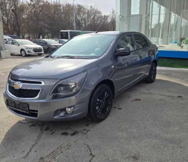 Cobalt 4 2026 MCM Satin Steel Gray Светло Мокрый Асфальт Без пробега