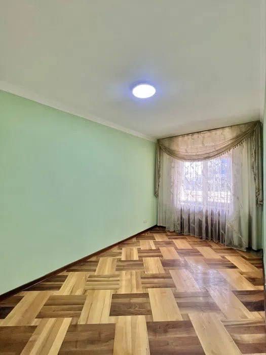 Шота Руставели МОЖНО ИПОТЕКУ Ойбек 5 мин 3/2/5 Площадь-73m2 77-Серия