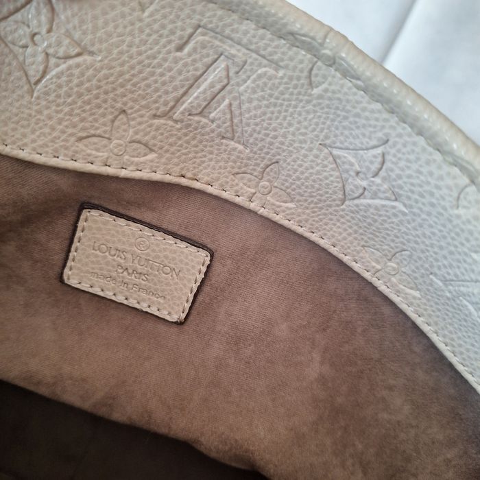 Дамска бежова чанта