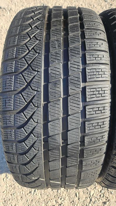 245/40 R18 • Iarna • Pirelli P Zero Winter MO1 97V XL | 2 buc | DOT 2023 | Pret/buc