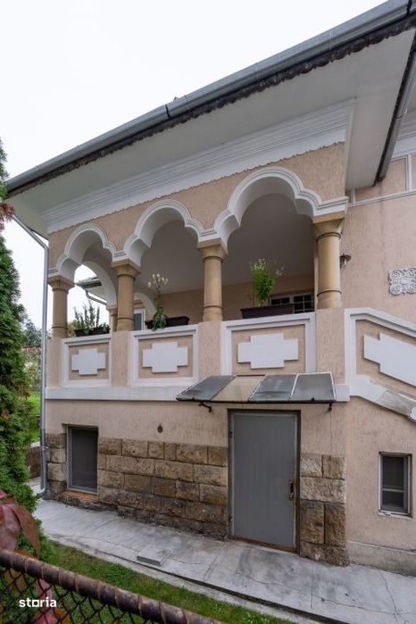 Casa de vanzare in Andrei Muresanu – zona exclusivista!