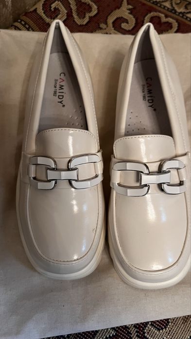 Продам обувь новую