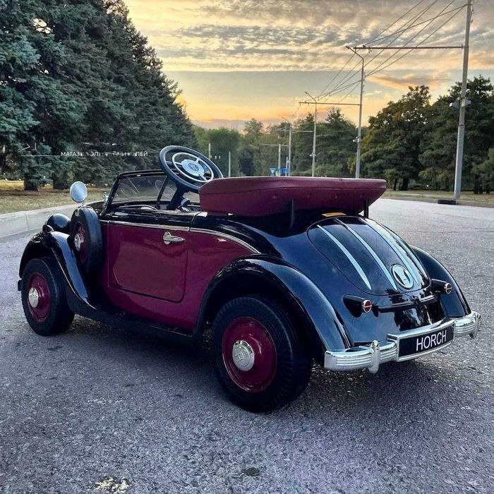 Детский электромобиль AUDI Horch Retro JE1005