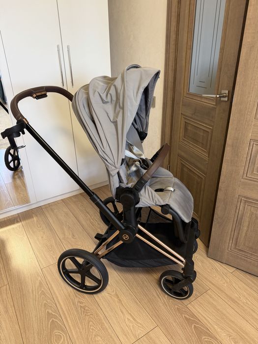 Продам Cybex priam IV