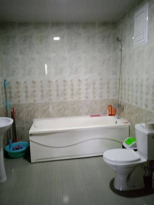 Срочно 3 хонали квартира сотилади!!!