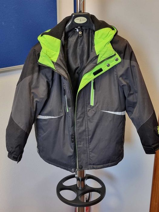 Geaca ski / snowboard copii 8 ANI alcatuita din 2 piese + bluza CADOU!