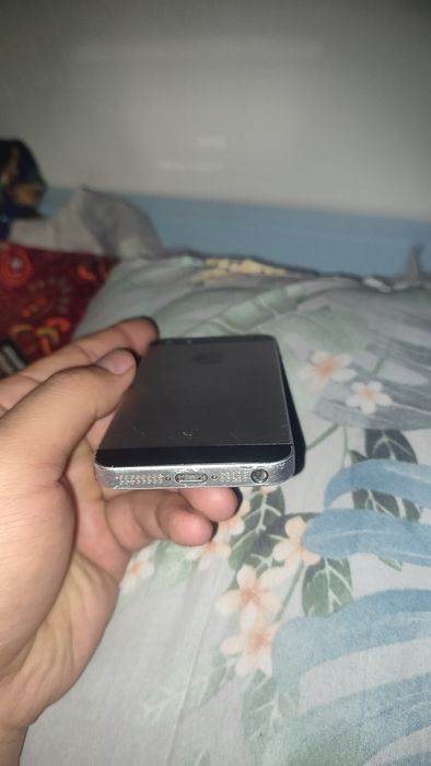 Iphone 5 se xotra 16 yomkst 93