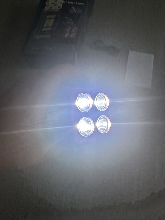 Lanterna lampa, cu acumulator,incarcare solara, noua, 100 lei fix