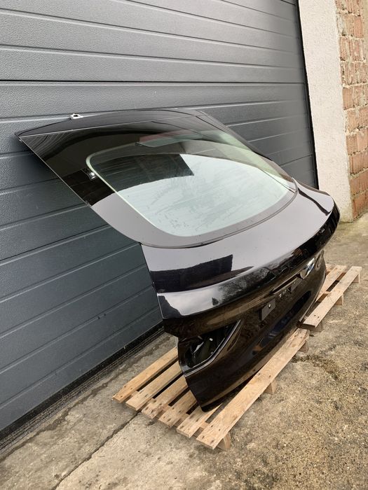 Haion cu luneta BMW X4 F26 2014-2018