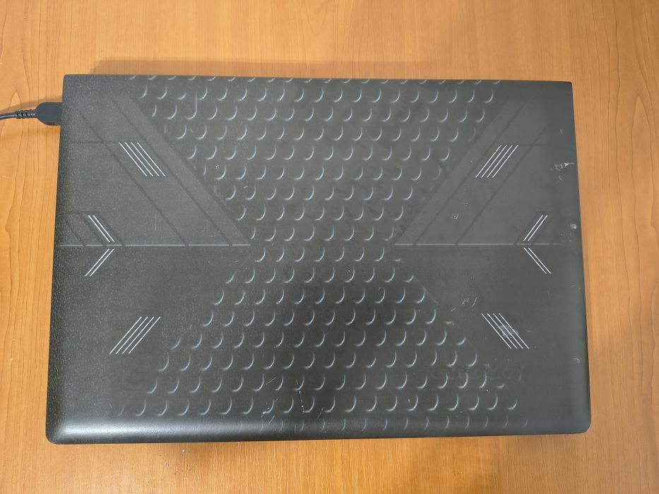 laptop Lenovo 8gb ram/A8 7100/video dedicat