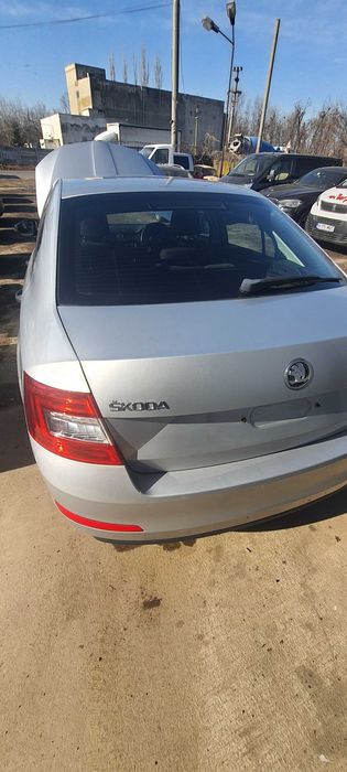 Dezmembrez Skoda Octavia 3 1.6 tdi CLH